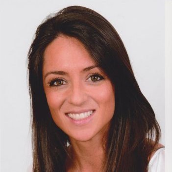 Dra. Casal Garre Dra. Casal Garre